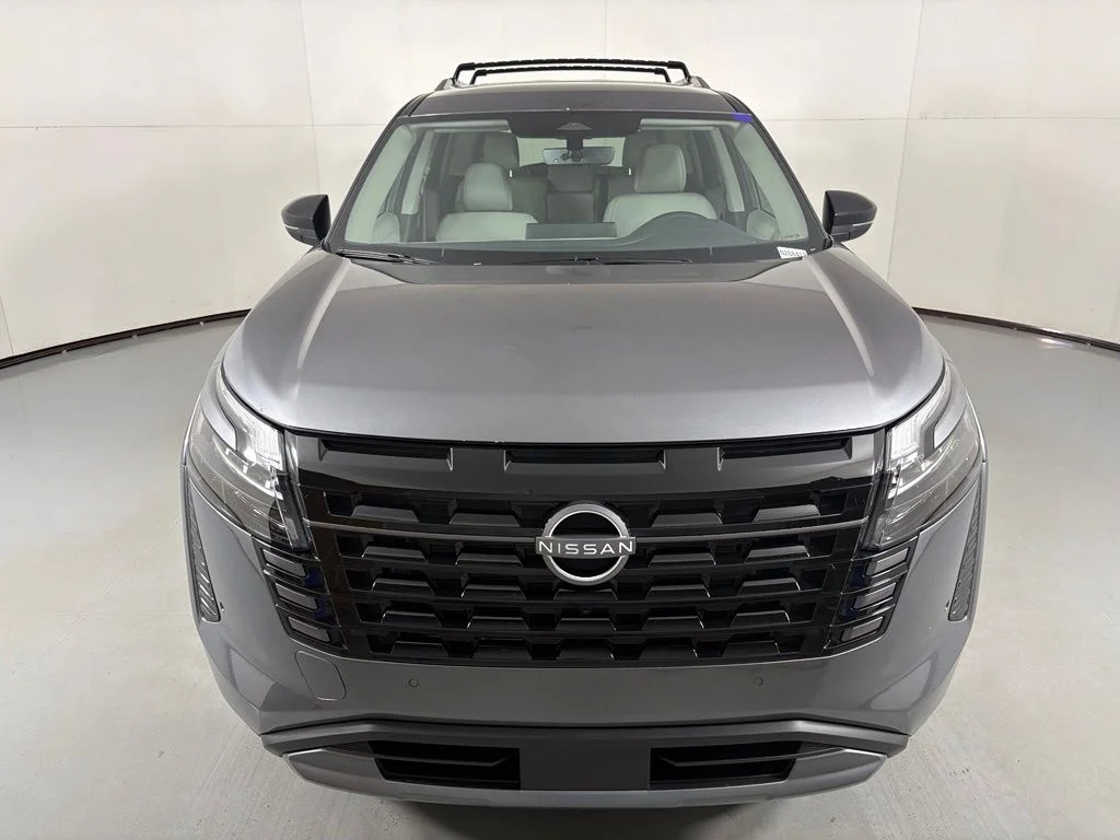 New 2026 Gun Metallic Nissan SL image 3