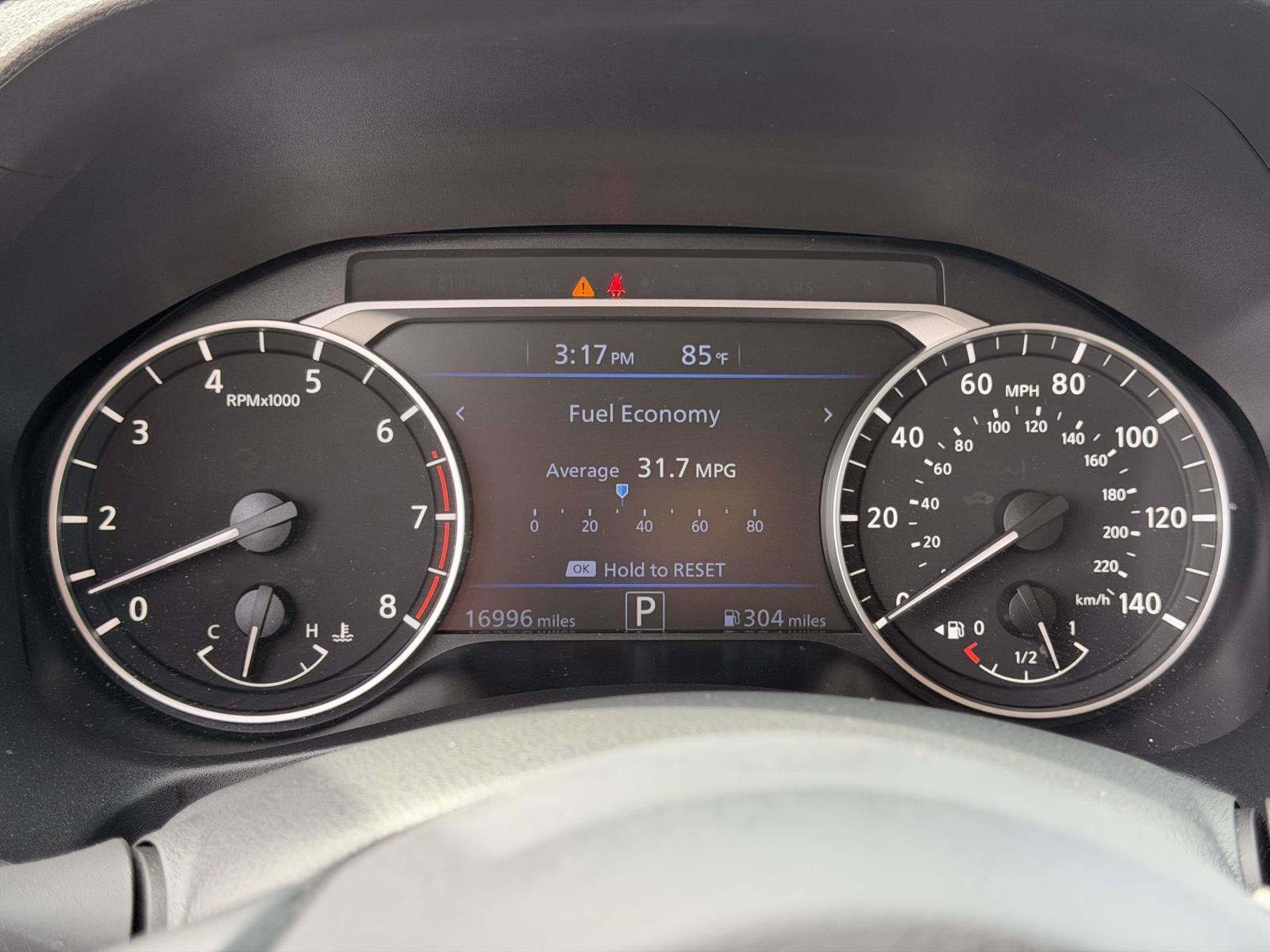 Used 2026 Glacier White Nissan SV image 17