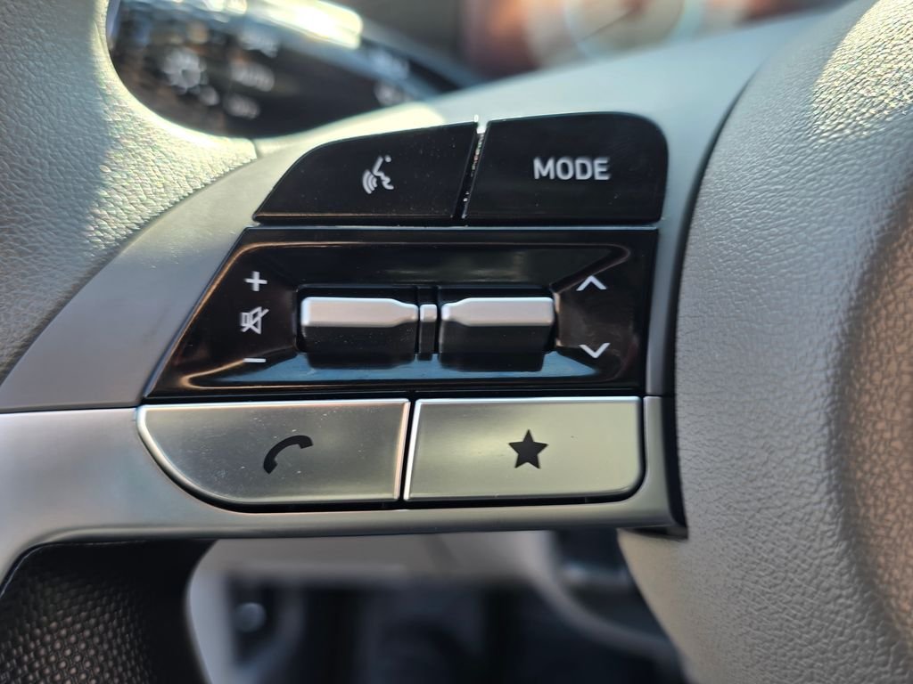 2024 Hyundai Elantra SEL - Photo 22