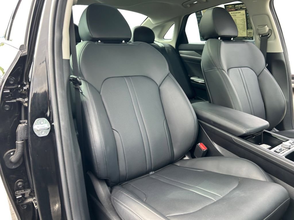Used 2025 Black Kia EX image 26