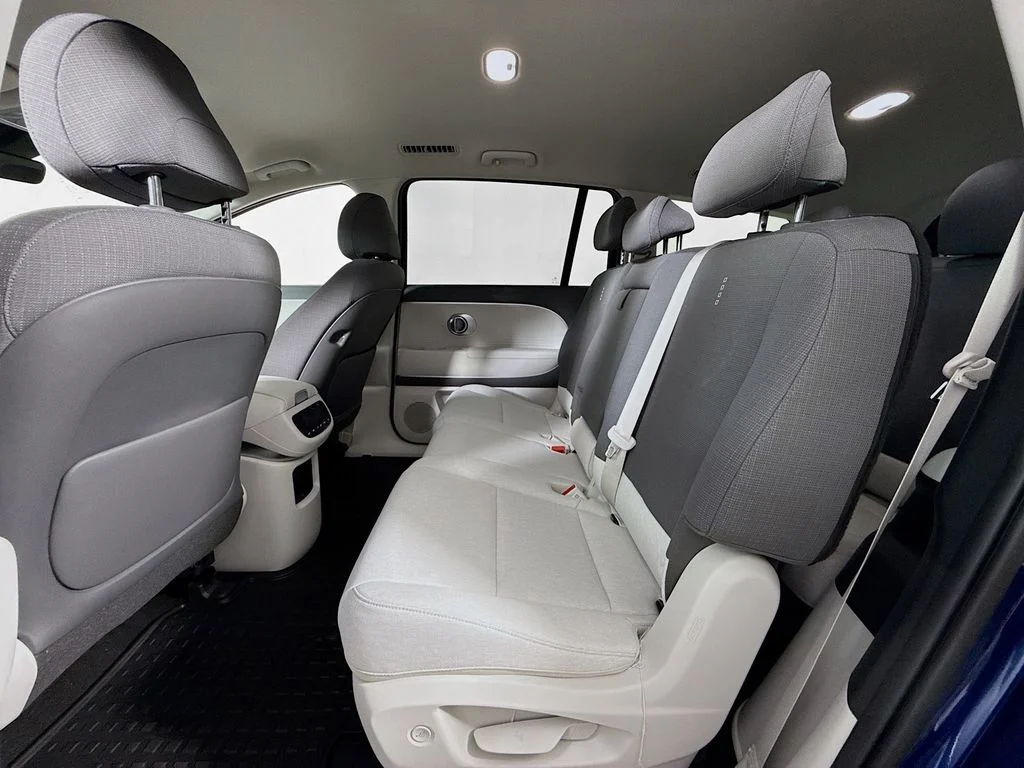 2026 Hyundai IONIQ 9 S - Photo 24