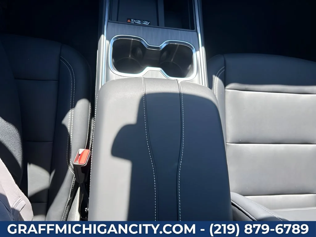 2027 GMC Acadia Elevation - Photo 31