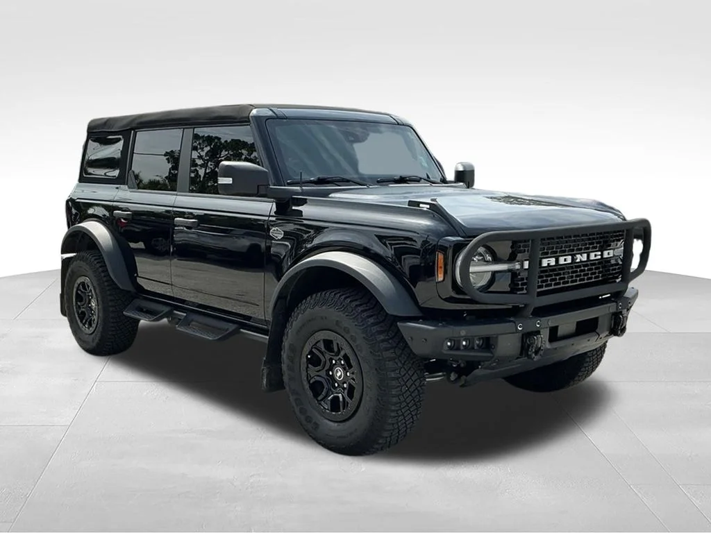Used 2024 Black Ford Wildtrak image 15