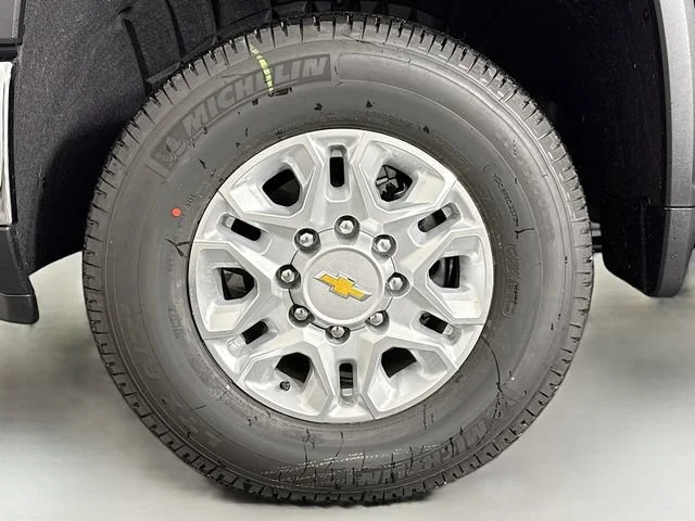 New 2026 Black Chevrolet LT image 29