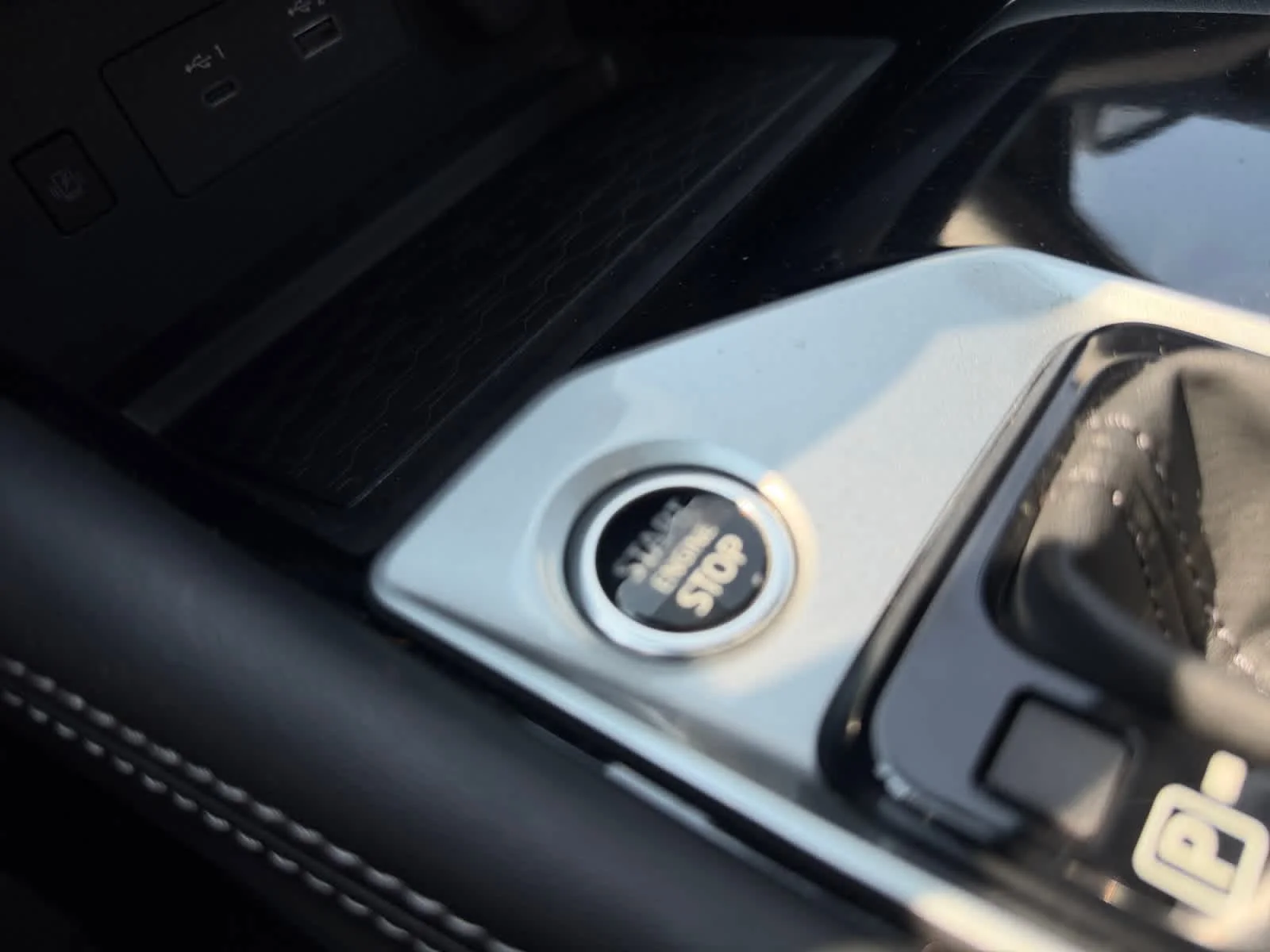 Used 2024 Gun Metallic Nissan 2.5 SV image 31