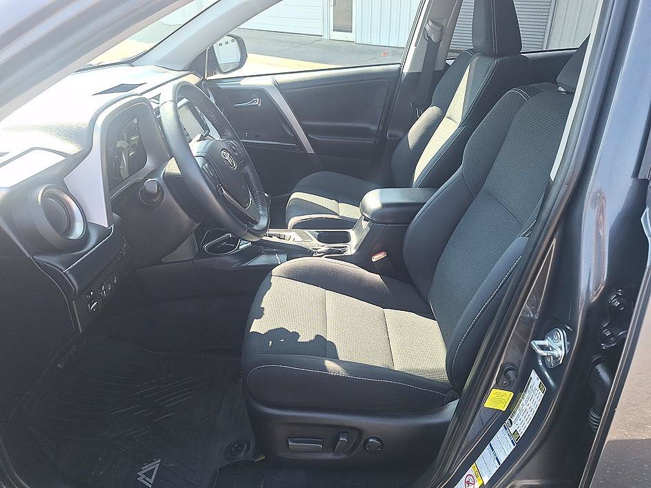 Used 2018 Magnetic Gray Metallic Toyota Adventure image 11