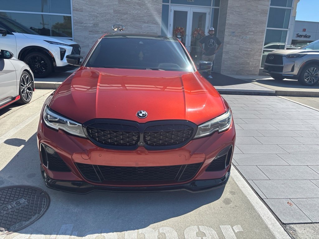 Used 2020 Orange BMW M340i image 2