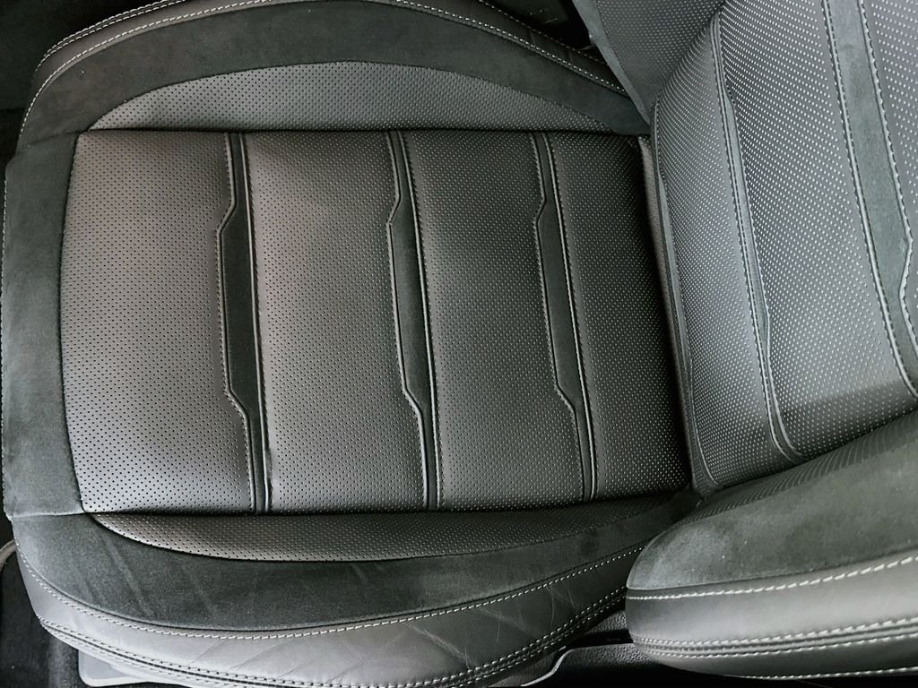 Certified Used 2025 Gray Mercedes-Benz GLE 53 AMG® image 18