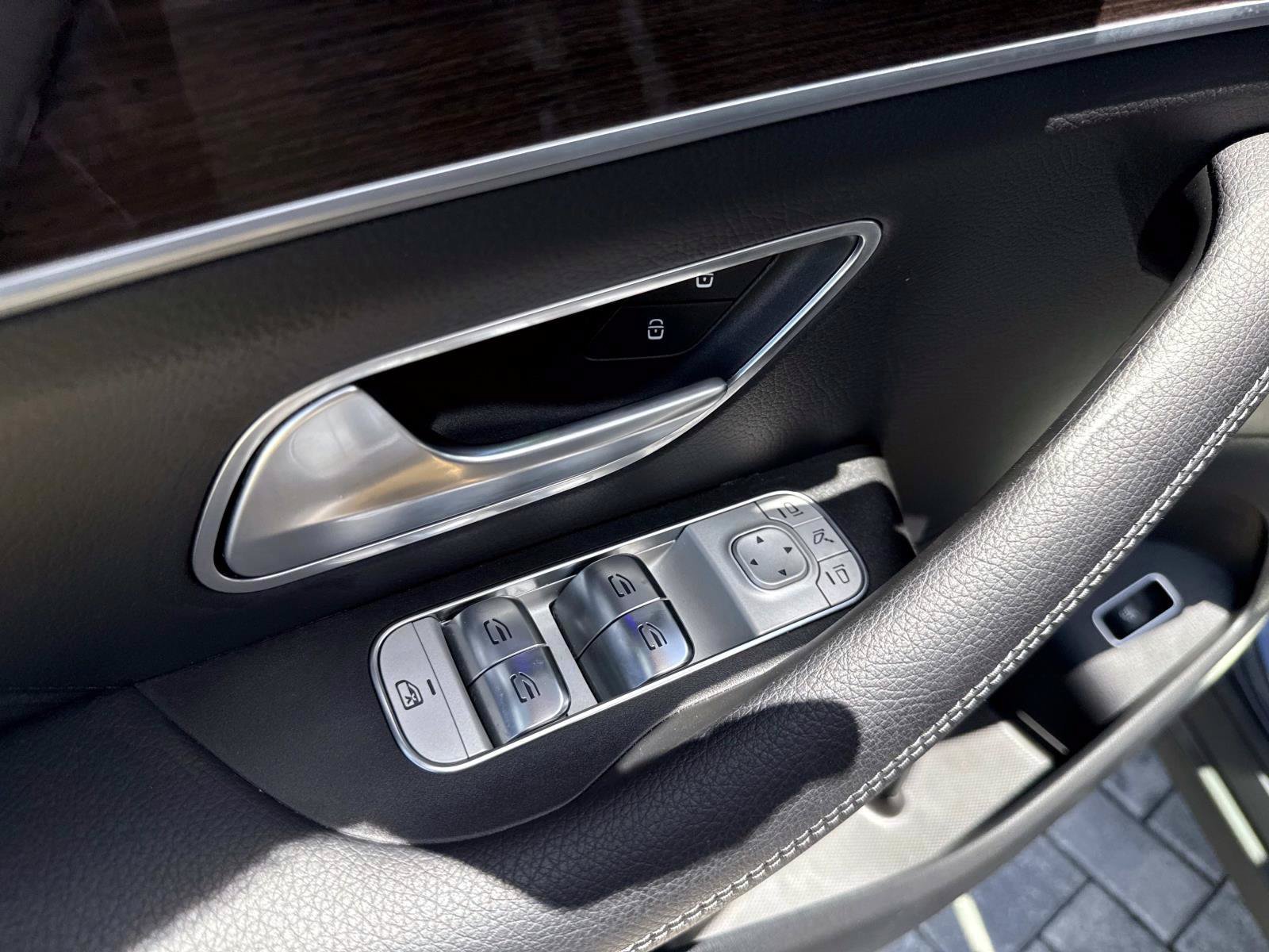 2025 Mercedes-Benz GLE GLE350 - Photo 19