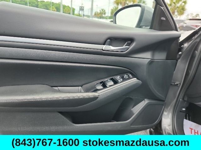 Used 2023 Gray Nissan 2.5 SV image 14