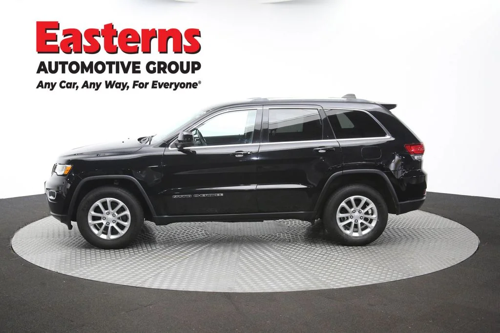 Used 2021 Black Jeep Laredo E image 62