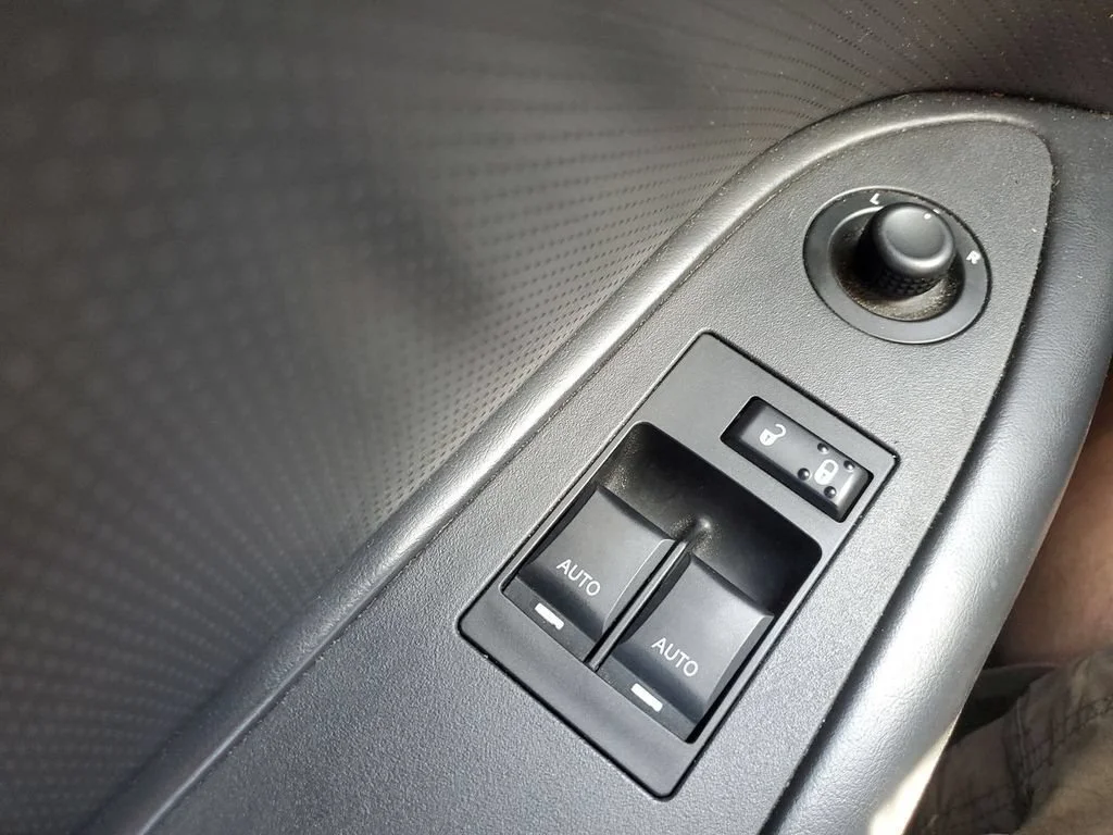 Used 2009 Black Dodge R/T image 37