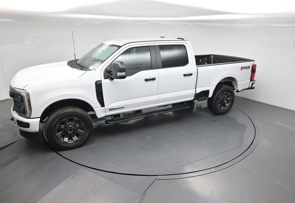 New 2026 Oxford White Ford XL image 38
