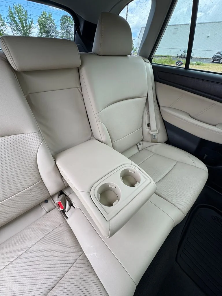 Used 2019 Crystal White Pearl Subaru 3.6R image 30