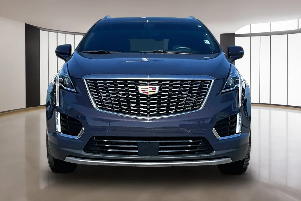 Used 2025 Black Cadillac Premium Luxury image 3