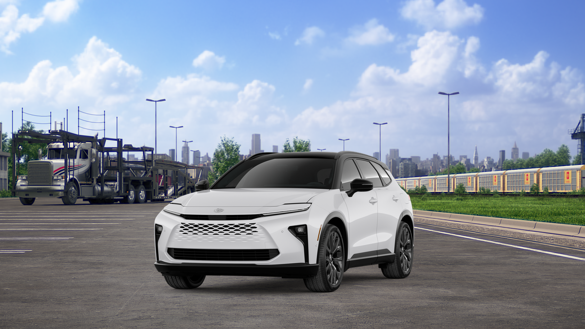 New 2026 Oxygen White with Black roof Toyota Limited image 9