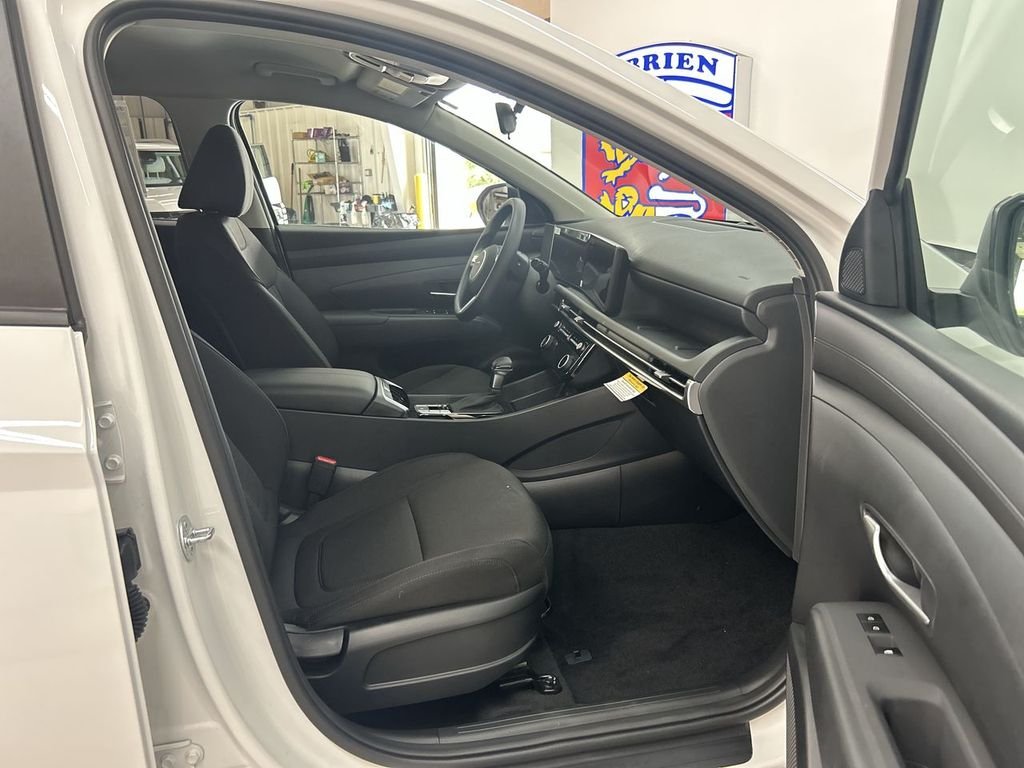 New 2026 White Pearl Hyundai SEL AWD image 18