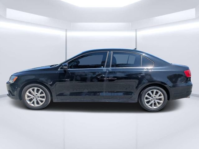 Used 2014 Black Volkswagen 1.8T SE image 6