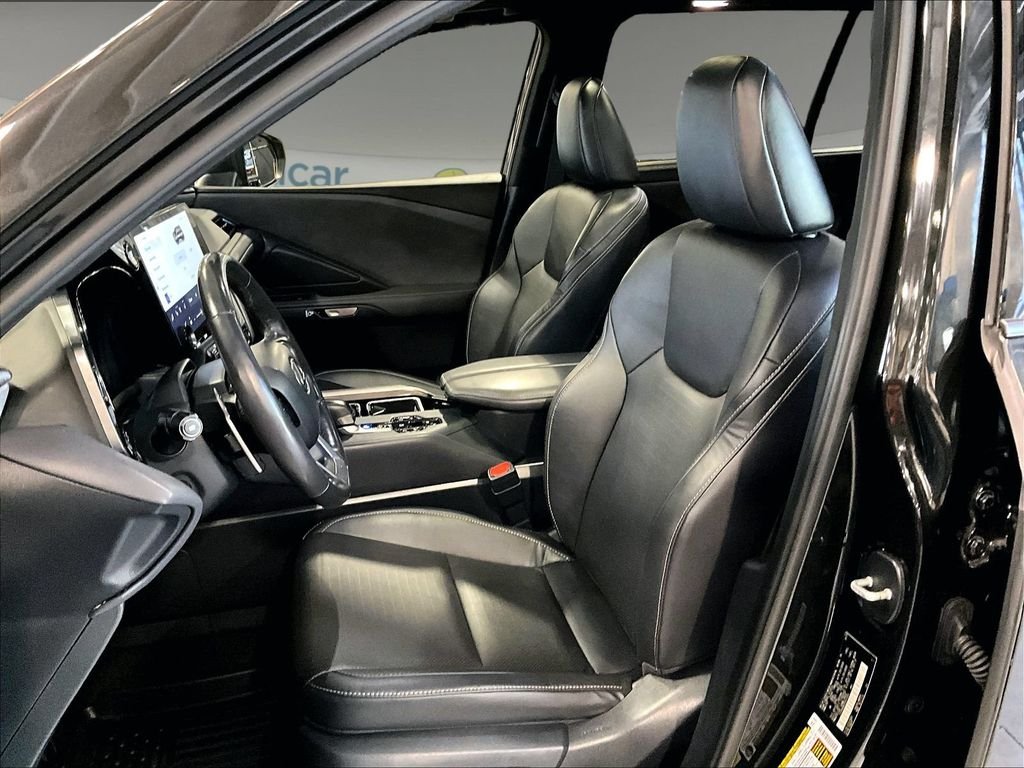 Used 2024 Black Lexus 350 Premium image 10