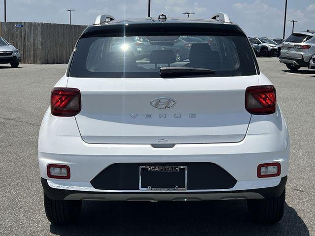 New 2026 White Hyundai SEL w/Two-Tone Roof image 12