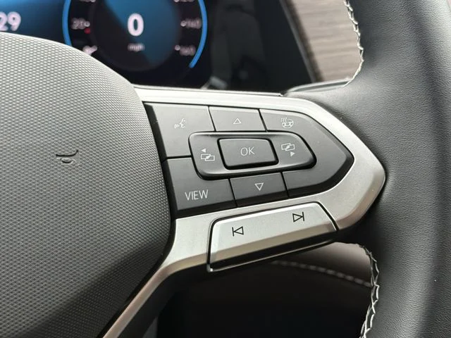 New 2026 White Volkswagen 2.0T SEL image 11