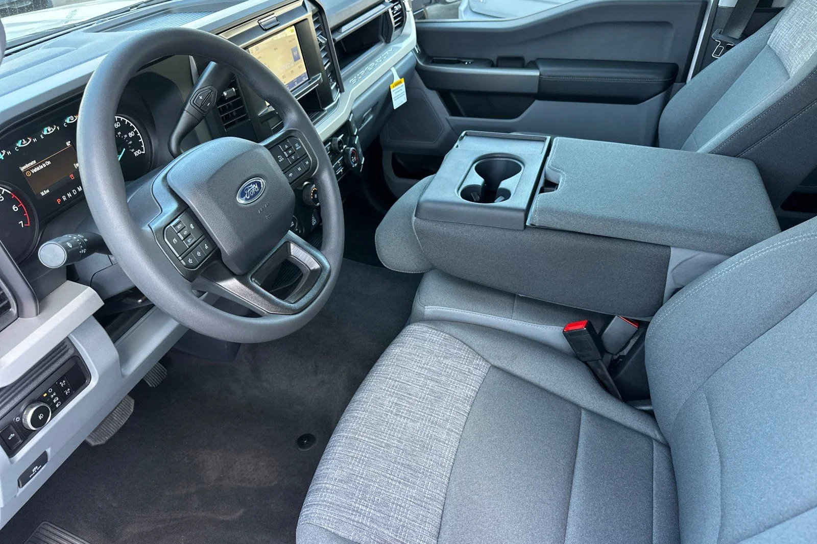 New 2026 Oxford White Ford F-250® XLT image 9