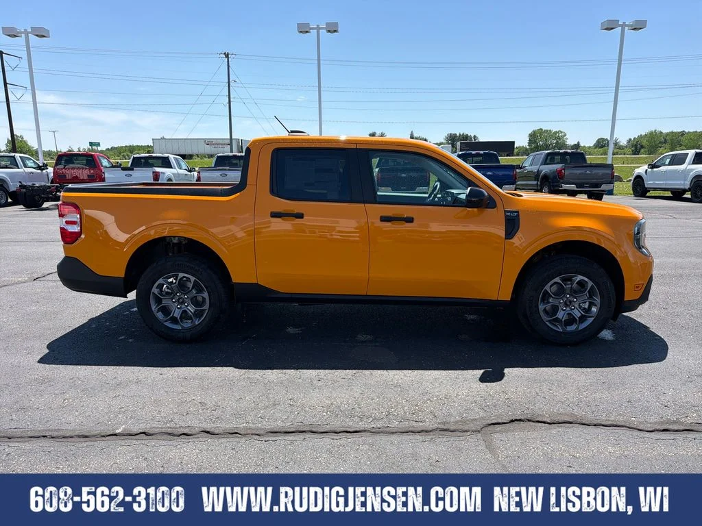 New 2026 Orange Ford XLT image 6
