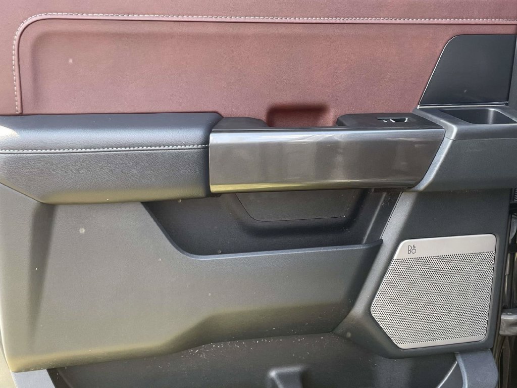 Used 2022 Gray Ford Lariat image 11