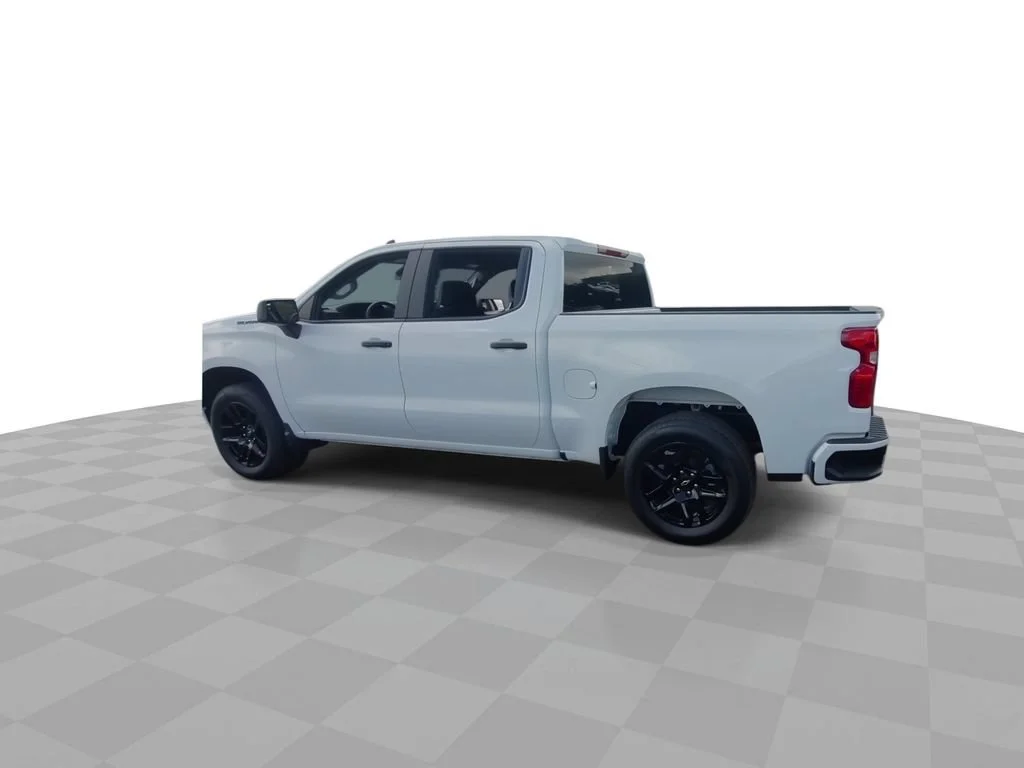 New 2026 Summit White Chevrolet Custom image 6