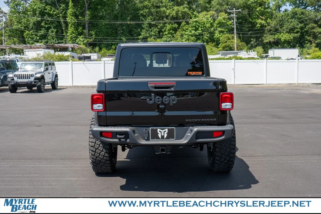 New 2026 Black Clear-Coat Exterior Paint Jeep Sport S image 5
