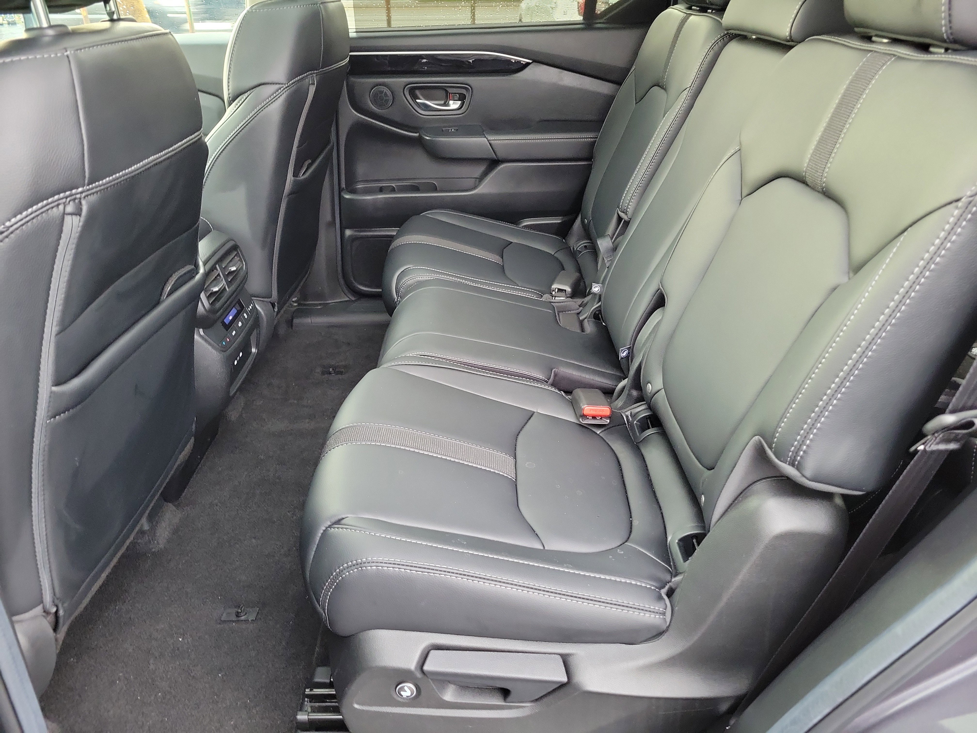 2025 Honda Pilot Touring - Photo 42