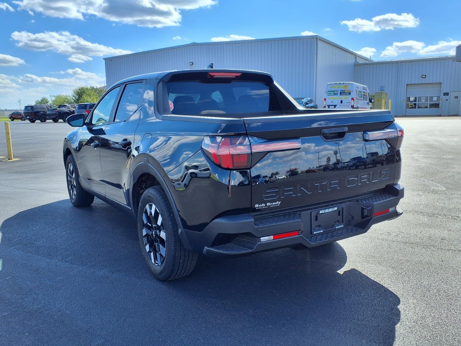 2025 Hyundai Santa Cruz SE - Photo 15
