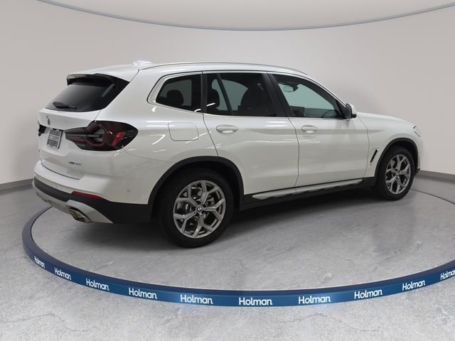 Certified Used 2024 Mineral White Metallic BMW xDrive30i image 5