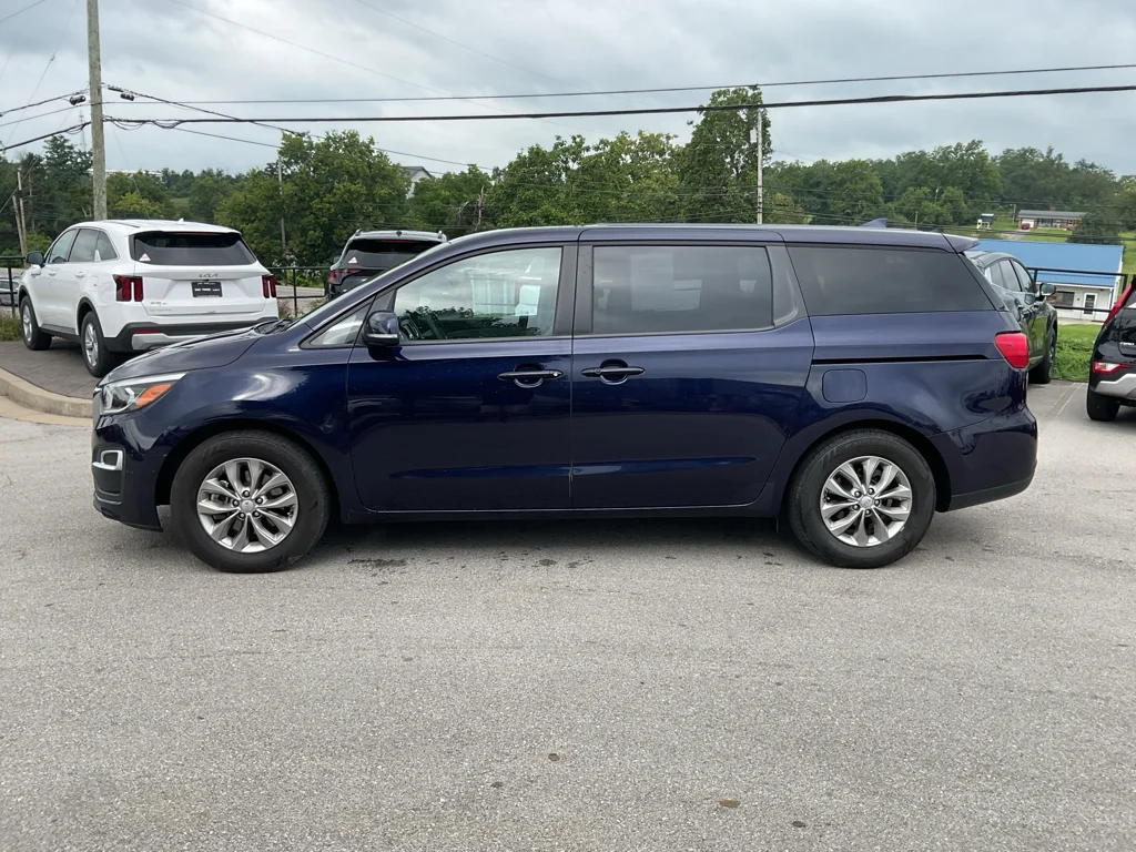 Used 2021 Celestial Blue Kia LX image 6