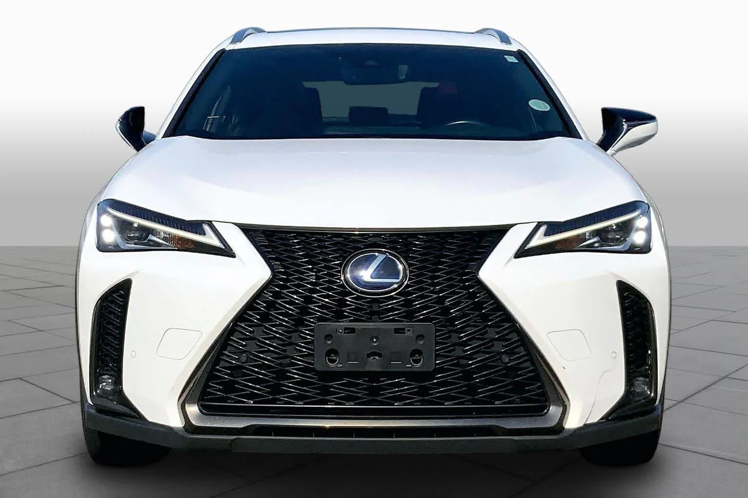 Used 2019 Ultra White Lexus F SPORT image 4