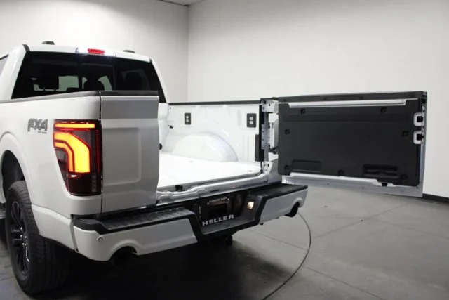 New 2026 Star White Metallic Tri-Coat Ford Lariat® image 40