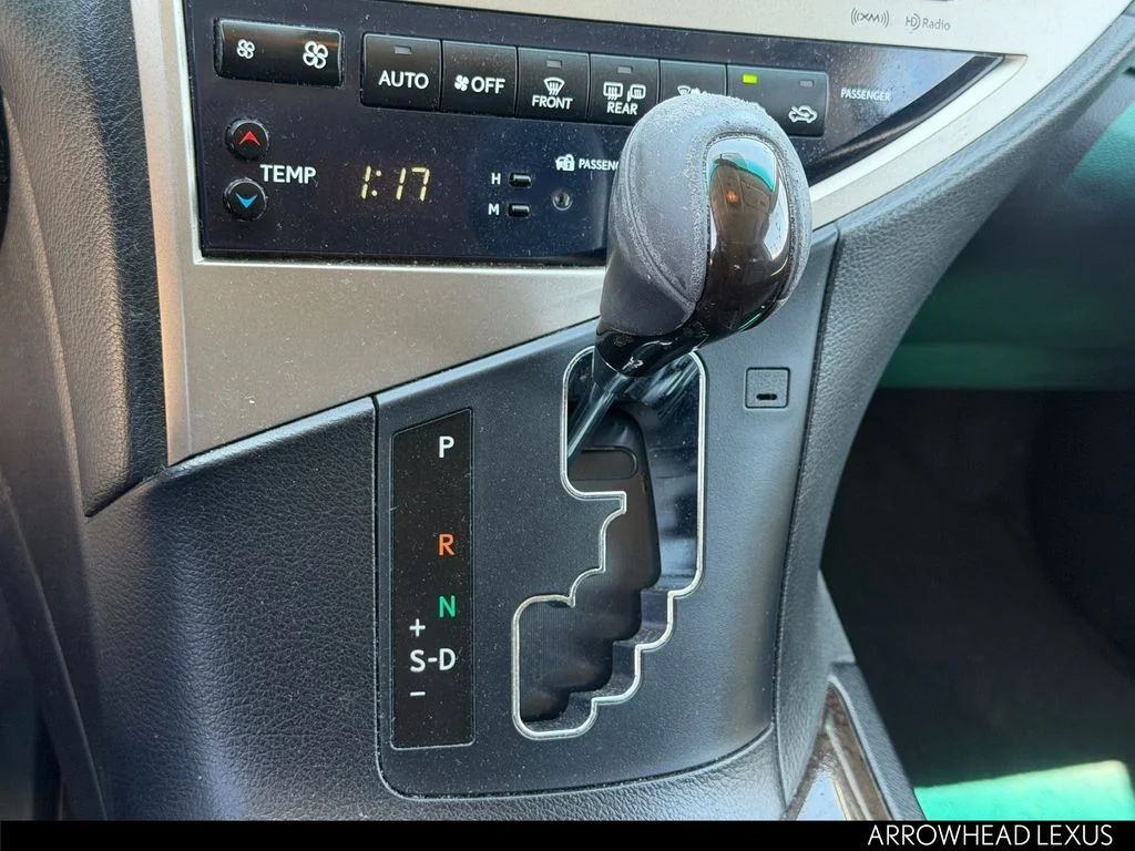 Used 2013 Silver Lexus 350 image 29