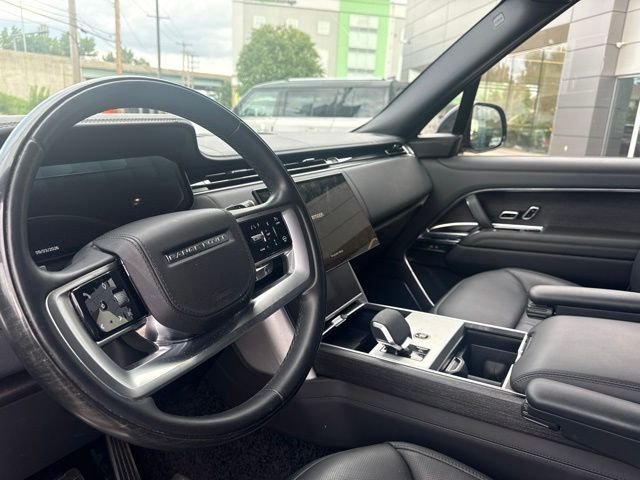 Used 2024 Black Land Rover Autobiography image 7