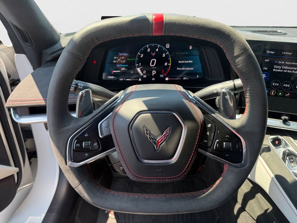 Used 2023 White Chevrolet Stingray image 16