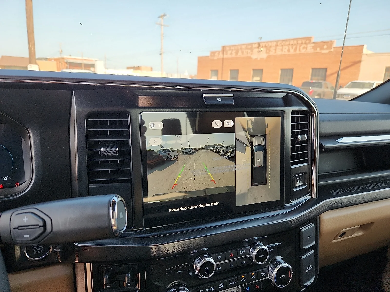 New 2026 Oxford White Ford Lariat image 23