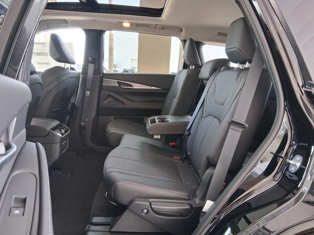 New 2027 BLACK OBSIDIAN INFINITI Pure FWD image 22