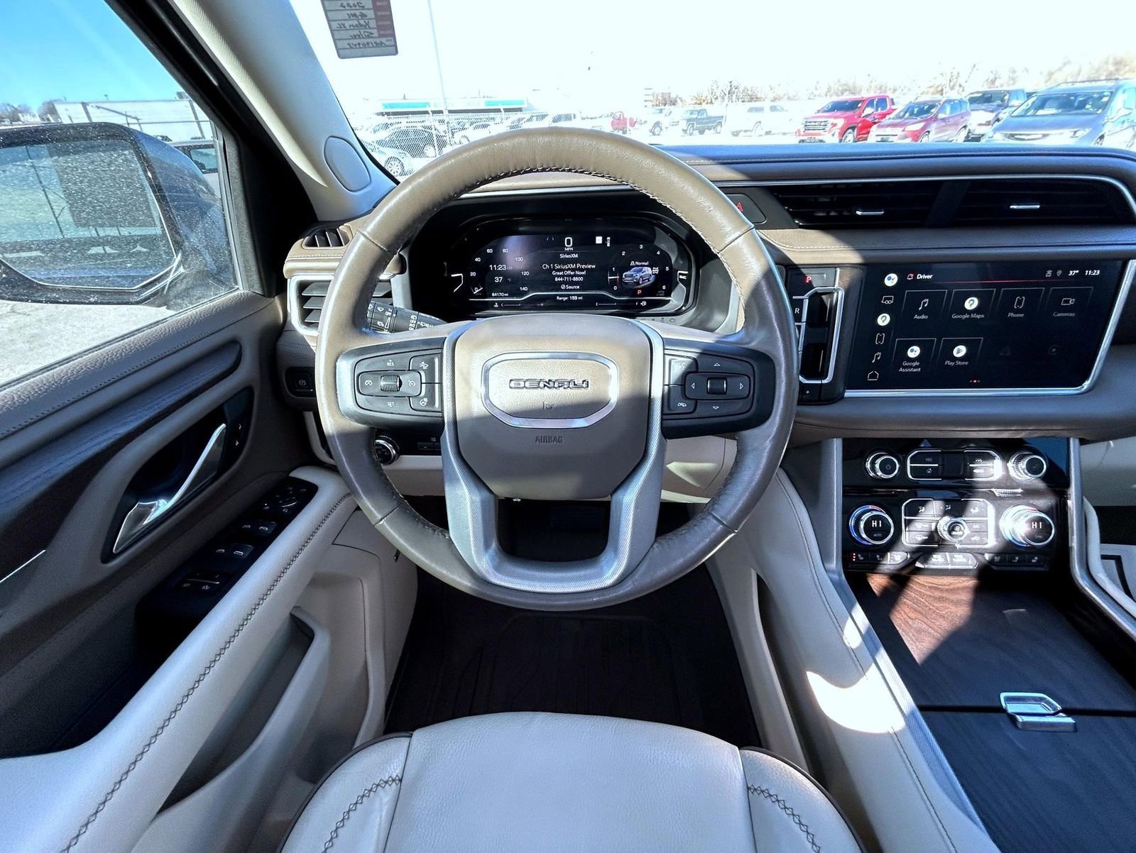 2022 GMC Yukon XL Denali - Photo 13