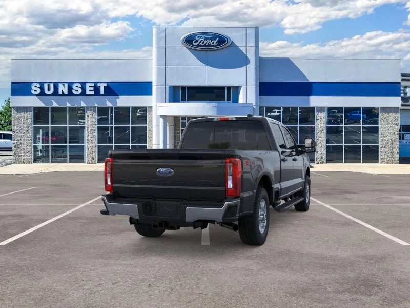 New 2026 Agate Black Metallic Ford XLT image 8