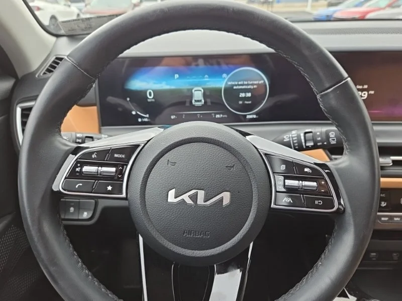 Used 2024 Gravity Gray Kia EX image 11