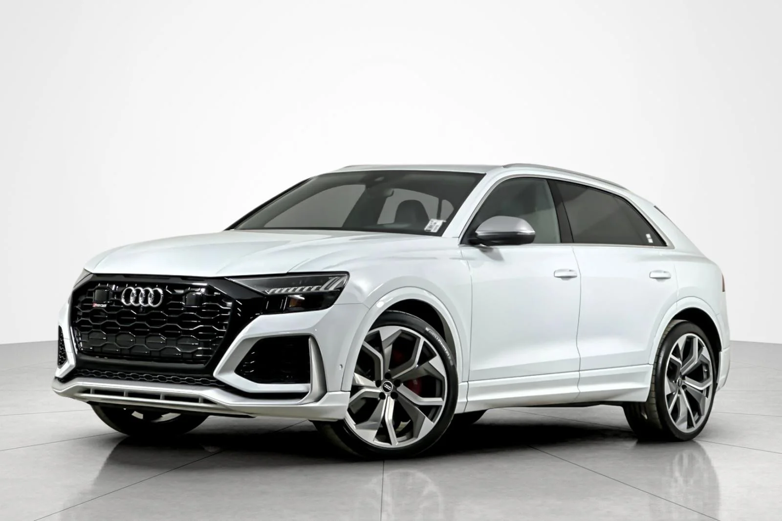 2022 Audi RS Q8 -'s photo
