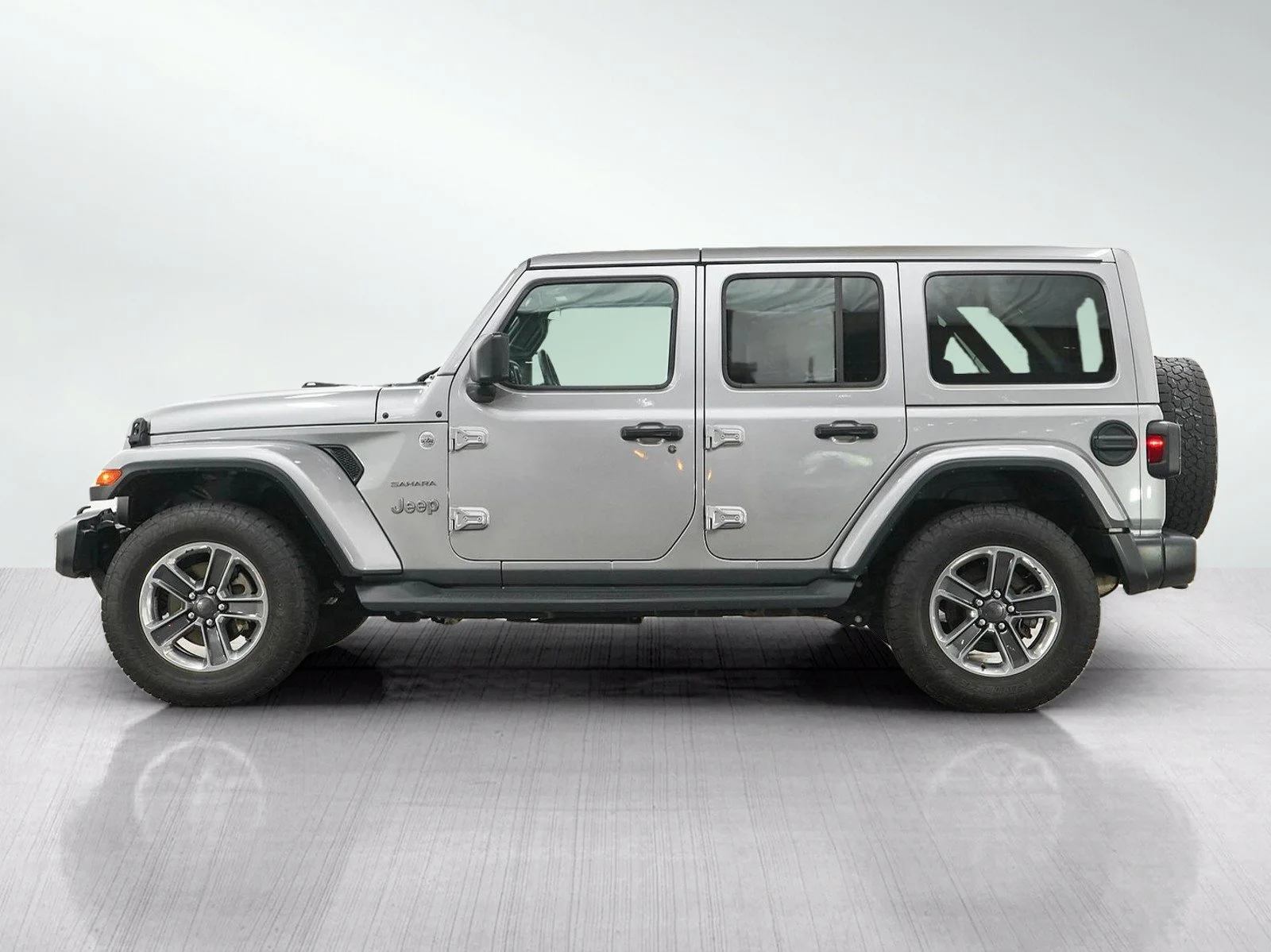 Used 2018 Jeep All-New Wrangler Unlimited Sahara with VIN 1C4HJXEGXJW209436 for sale in Wayzata, Minnesota