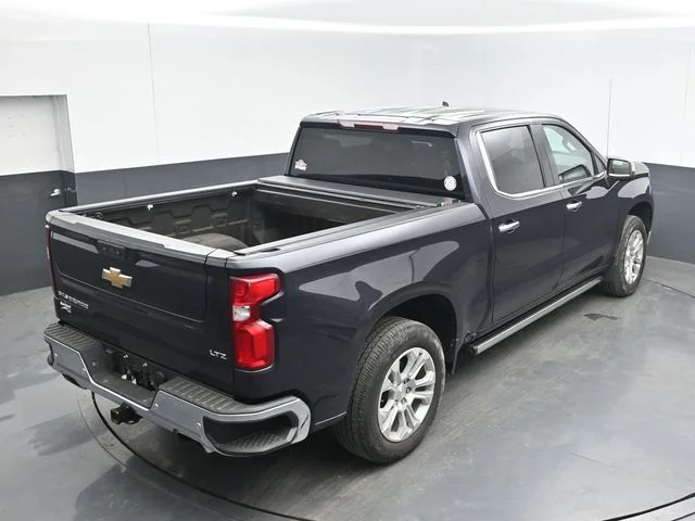 Used 2022 Gray Chevrolet LTZ image 25