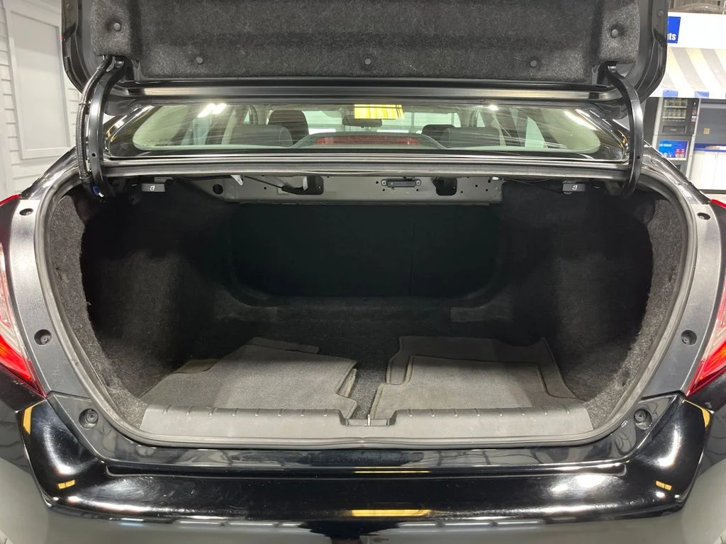 Certified Used 2019 Crystal Black Pearl Honda EX image 34
