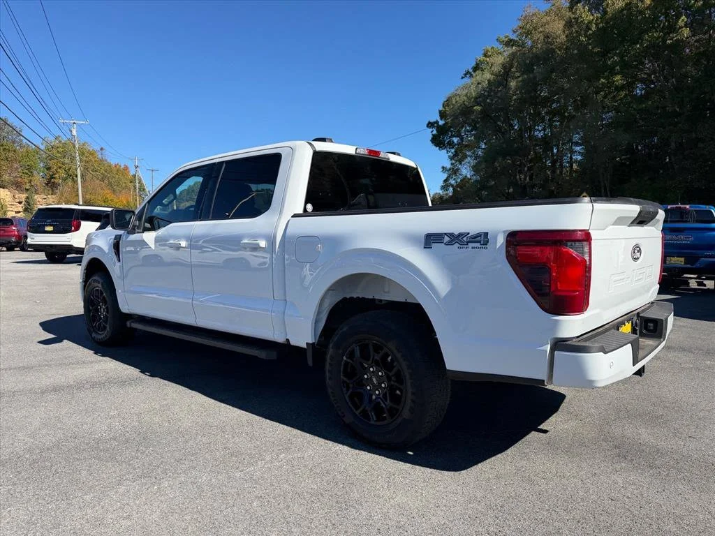 Used 2025 White Ford XLT image 5