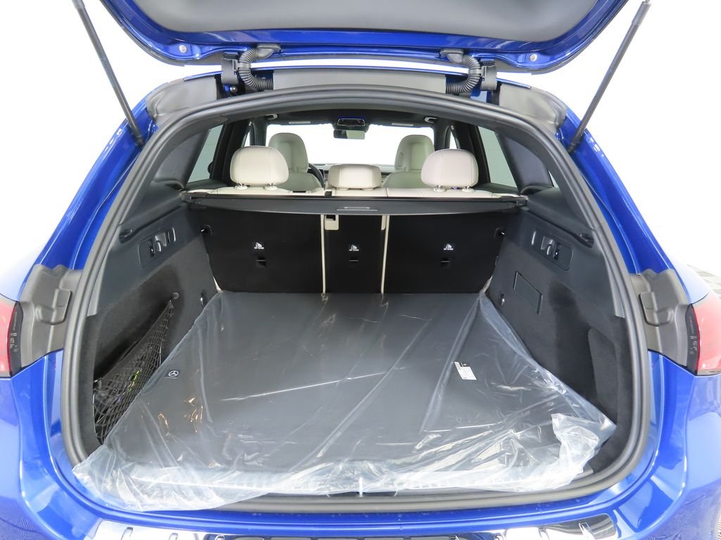 Used 2026 Starling Blue Metallic Mercedes-Benz GLC 300 image 30